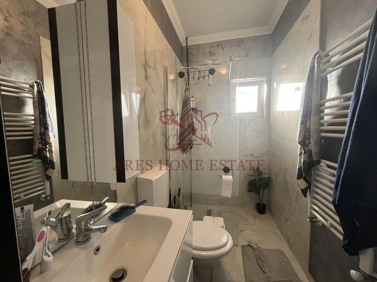Duplex cu 3 camere cu Canalizare în Moșnița Veche