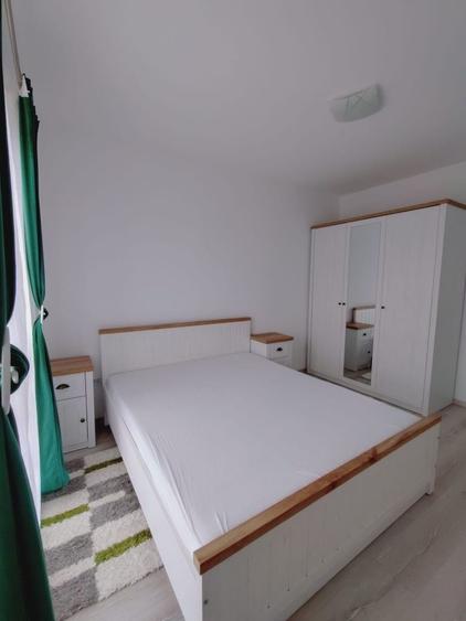 Apartament cu 2 camere decomandat în Cristian