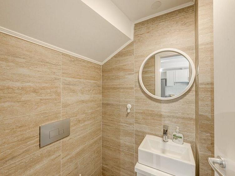 Casă individuală cu 3 camere cu Canalizare în Ștefăneștii de Jos