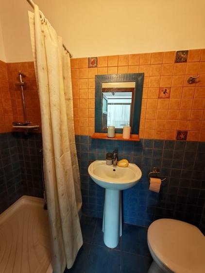 Casă cu 3 camere cu Teren 100 Mp în Exterior Vest