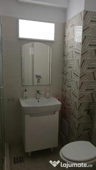 Apartament cu 3 camere decomandat, mobilat în Iancului