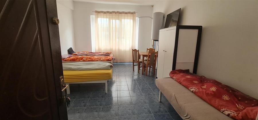 Garsonieră decomandată, mobilată în Vladimirescu