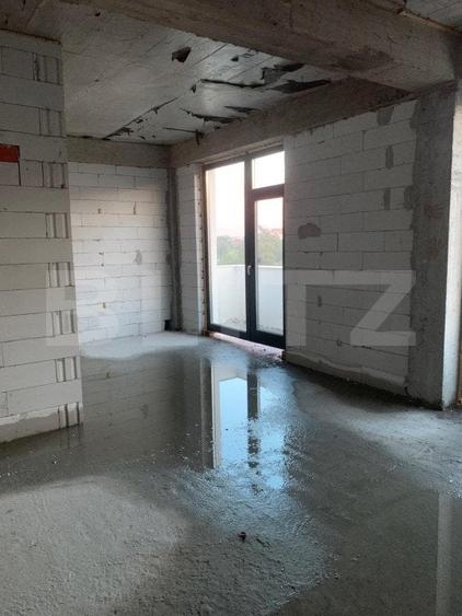 Spațiu comercial, de 640 mp, în Șagului