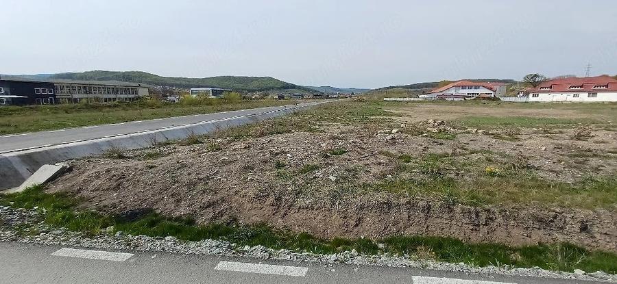 Spațiu comercial, de 496 mp, în Voivozi (Popești)