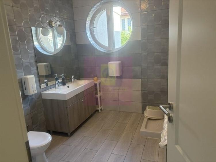 Casă cu Teren 446 Mp în Drumul Sării