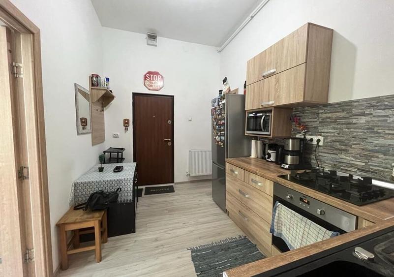 Apartament cu 2 camere semidecomandat în Ultracentral