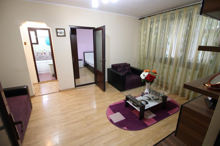 Apartament cu 2 camere semidecomandat în Micro 16