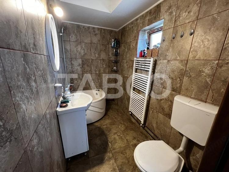 Casă cu 3 camere cu Teren 500 Mp în Cornățel