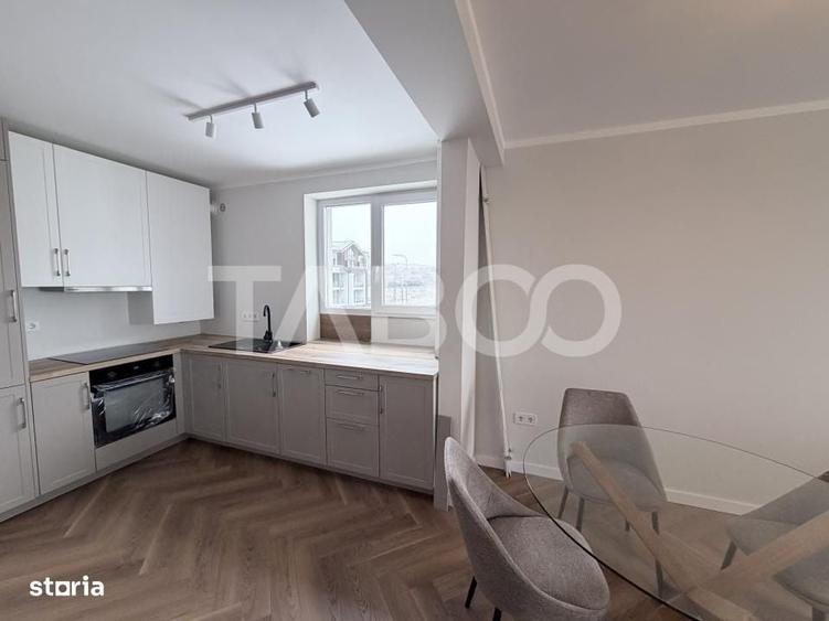 Apartament cu 3 camere decomandat în Cristian