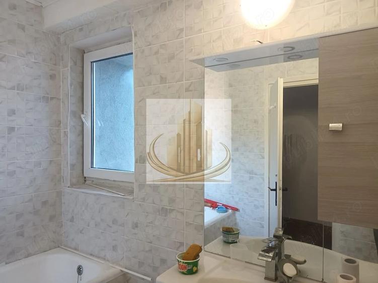Apartament cu 4 camere decomandat, mobilat în Medicină