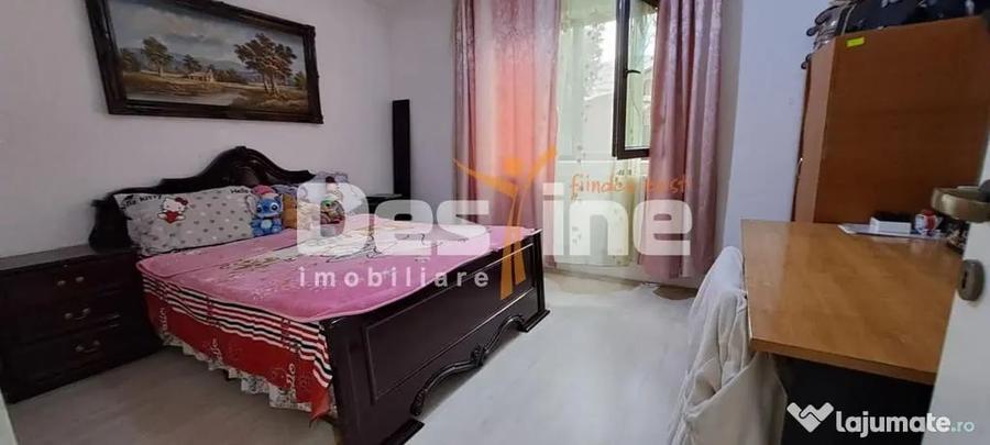 Casă cu 8 camere cu Teren 300 Mp în Lunca Cetățuii