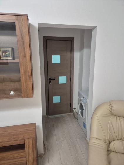 Apartament cu 2 camere semidecomandat în Pantelimon