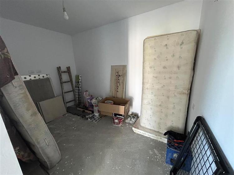 Casă individuală cu 4 camere cu Teren 2389 Mp în Biliești