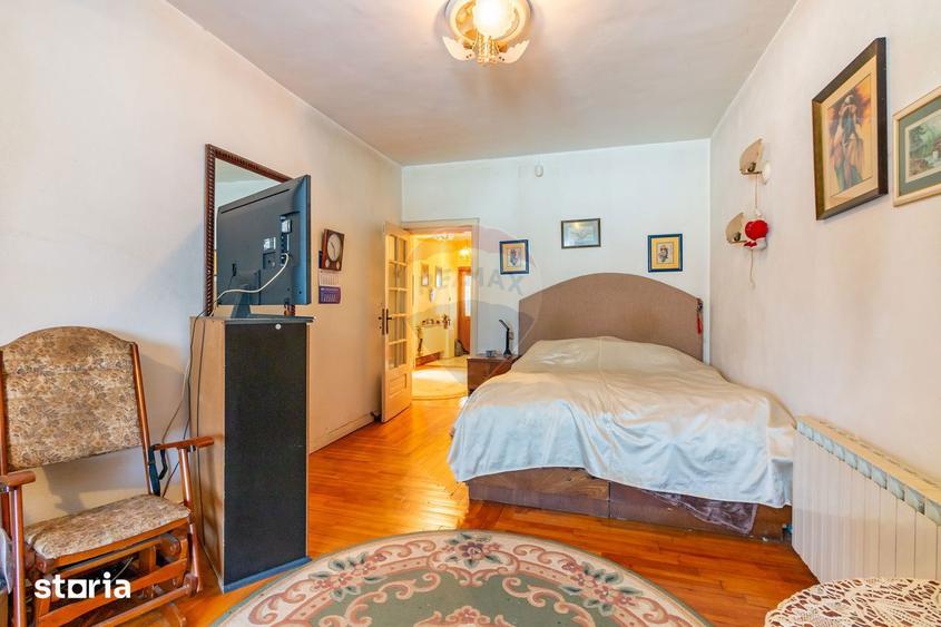 Casa / Vila cu 4 camere de vanzare in zona Giulesti Sarbi - 15