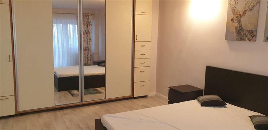 Apartament cu 3 camere decomandat în Herăstrău