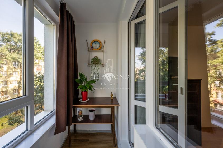 Apartament cu 3 camere decomandat, mobilat în Titan