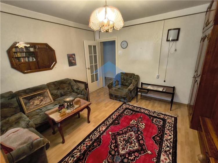 Apartament cu 3 camere decomandat în Gheorgheni
