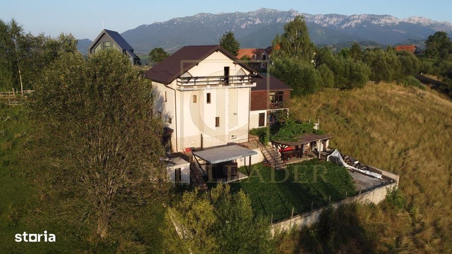 Casă cu 4 camere în Moieciu