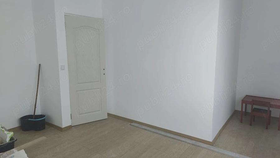 Apartament cu 3 camere semidecomandat în Apahida