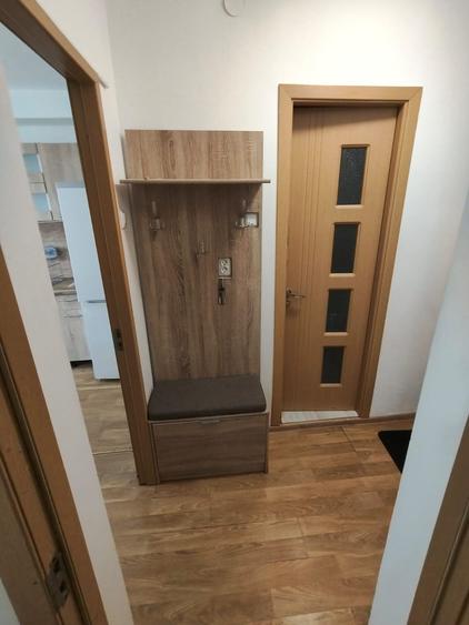 Garsonieră decomandată în Astra