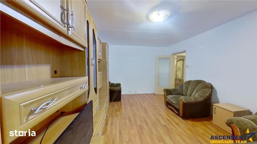 Apartament cu 3 camere decomandat, mobilat în Gării