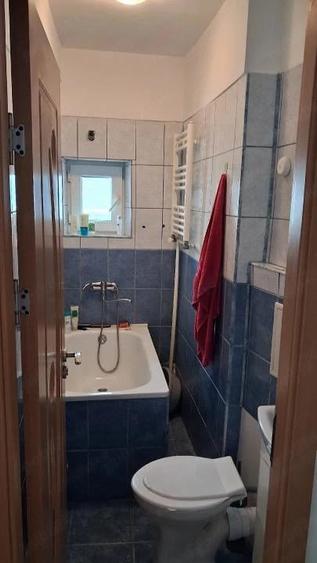 Garsonieră semidecomandată în Casa de Cultură