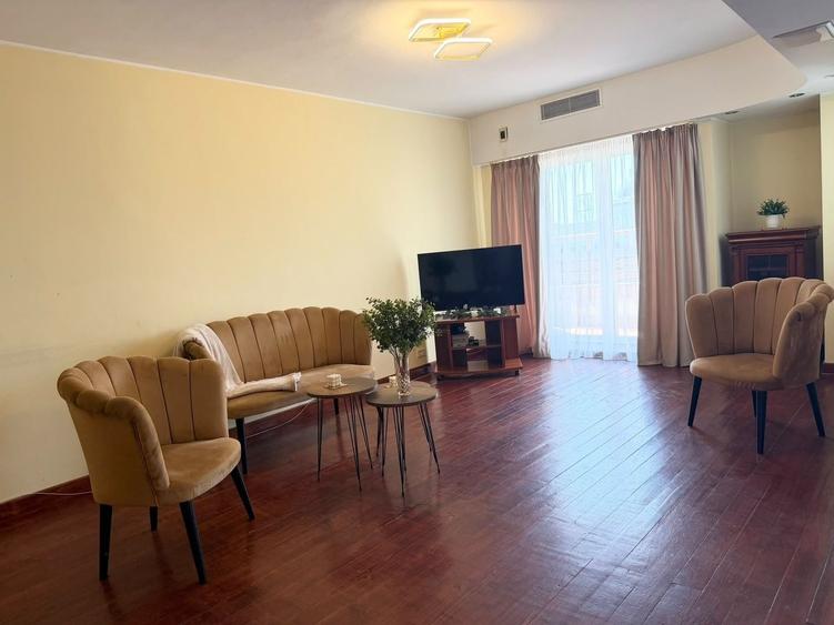 Apartament cu 3 camere decomandat în Unirii