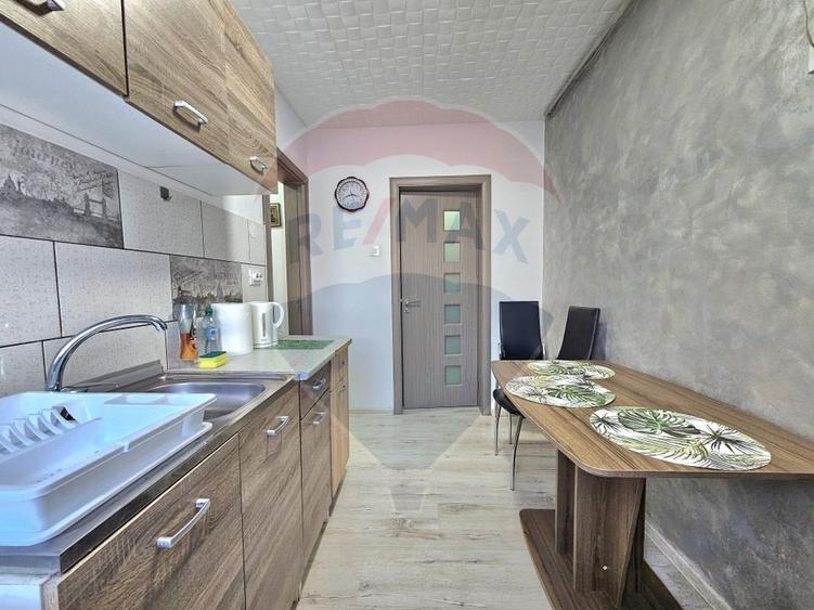 Apartament cu 2 camere circular, mobilat în City Park Mall