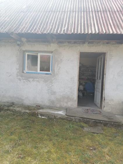 Casă cu 3 camere cu Teren 1300 Mp în Ohaba