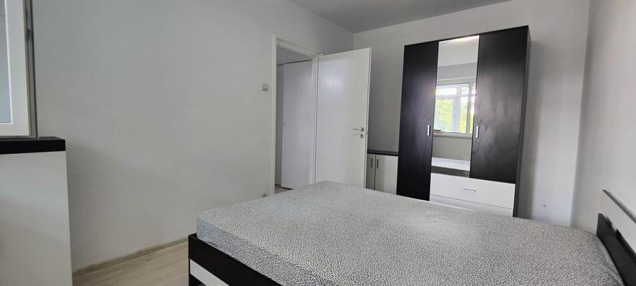 Apartament cu 2 camere decomandat în Drumul Taberei