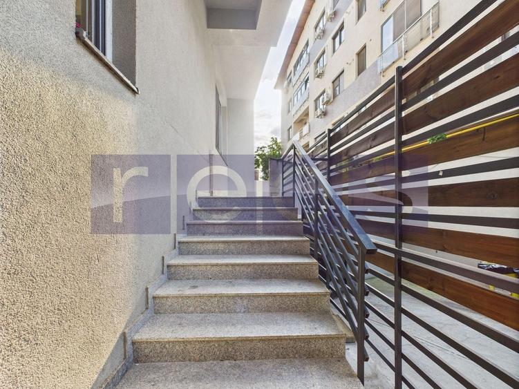 Apartament cu 3 camere decomandat, mobilat în Dămăroaia