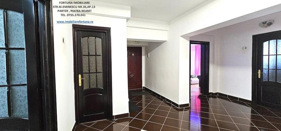 Apartament cu 3 camere decomandat în 1 Mai