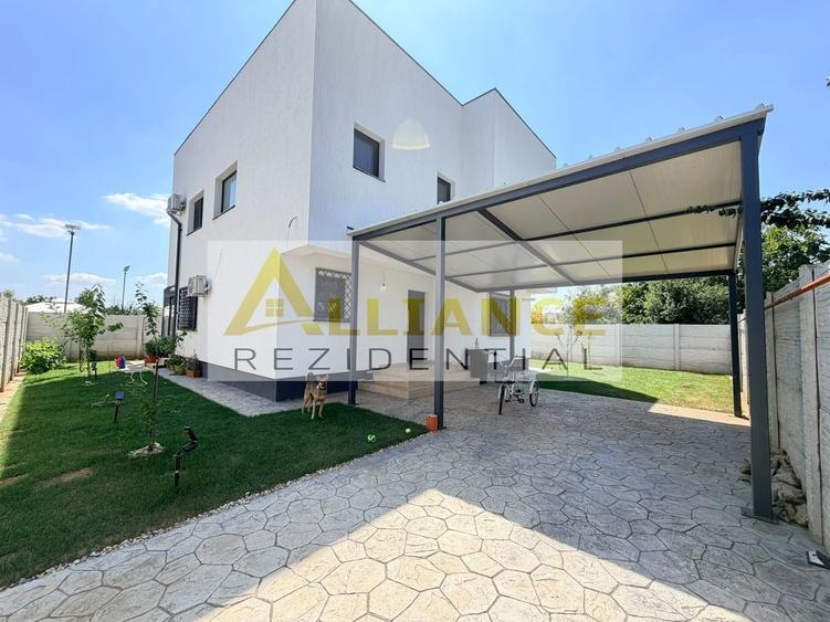 Casă individuală cu 5 camere cu Canalizare în Berceni
