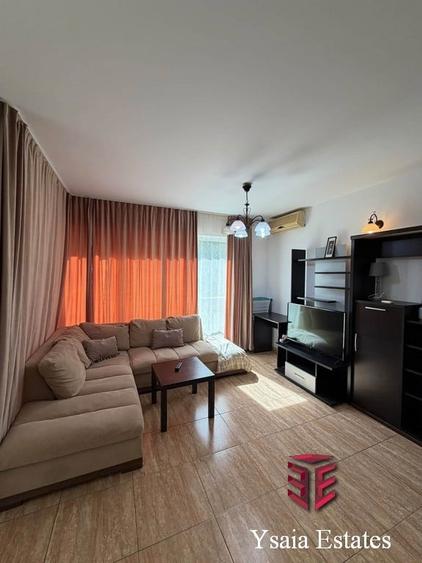 Apartament cu 3 camere decomandat în Universitate