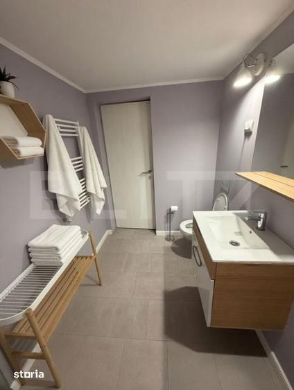 Casă cu 6 camere cu Teren 387 Mp în Central