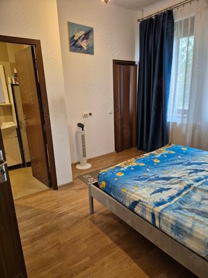 Casă cu Teren 2700 Mp în Giarmata