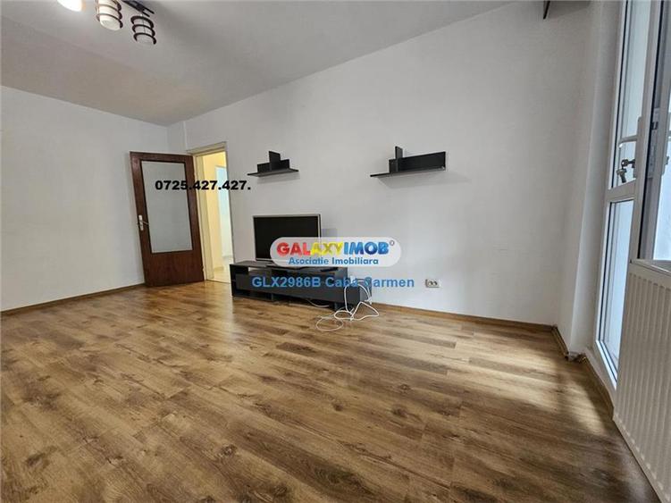 Apartament cu 2 camere decomandat în Republicii