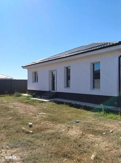 Casă cu 4 camere în Vârteju