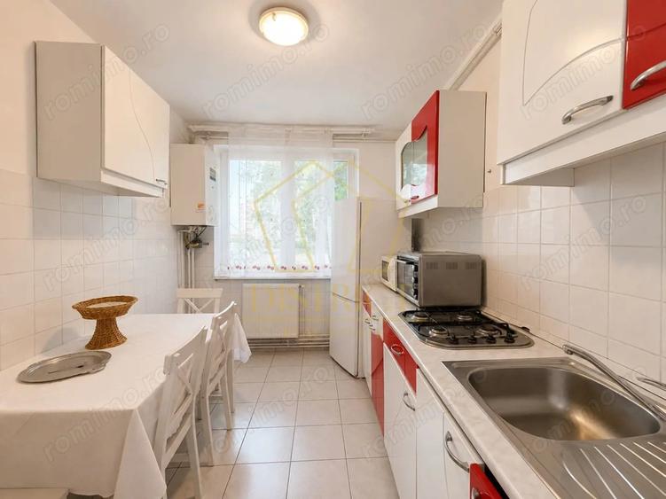 Apartament cu 2 camere semidecomandat, mobilat în Medicină