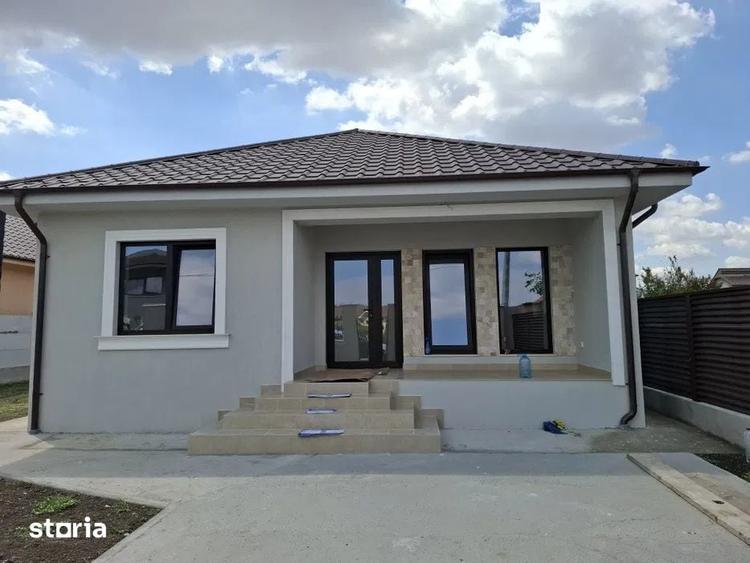 Casă cu 4 camere cu Teren 400 Mp în Cumpăna