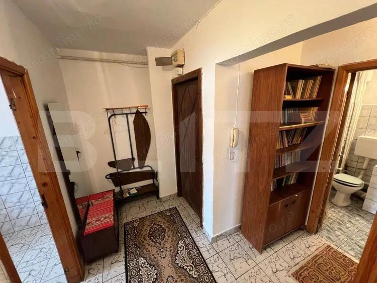 Apartament cu 2 camere decomandat, mobilat în Micro 12