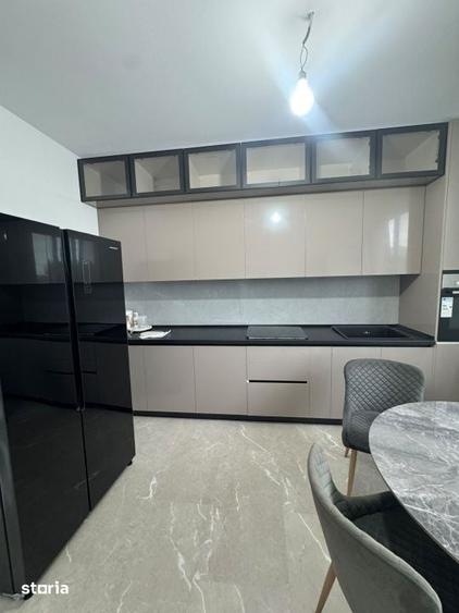 Casă cu 4 camere cu Teren 450 Mp în Rovine
