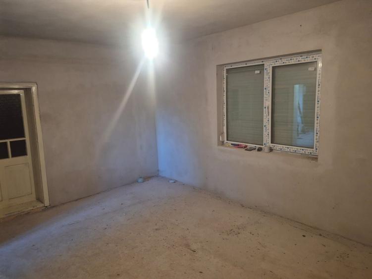 Vand casa in localitatea Belotint, judetul Arad - 6