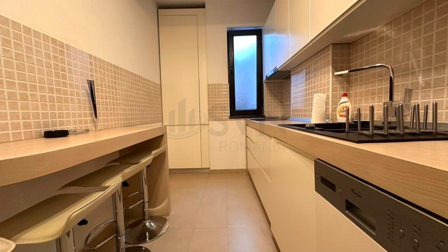 Apartament cu 3 camere decomandat, mobilat în Domenii