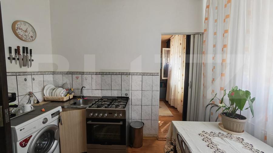 Apartament cu 2 camere,semidecomandat ,zona Rogerius - 8