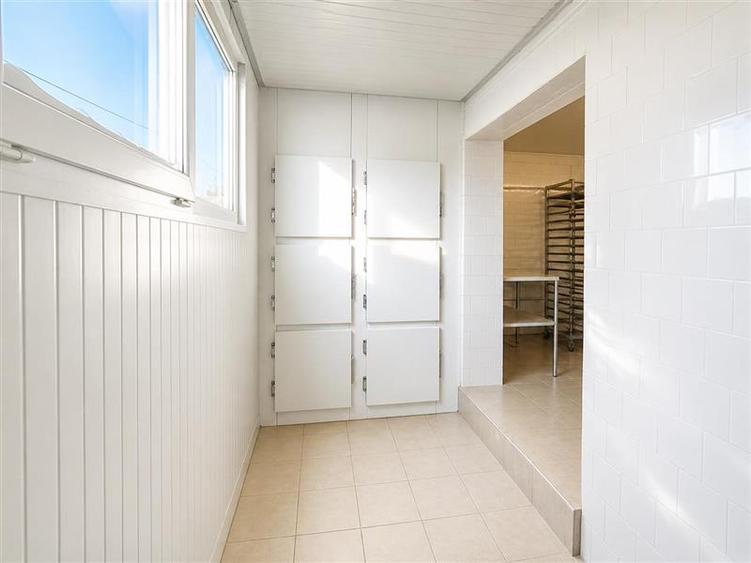 Spațiu comercial, de 483 mp, în Ilieni