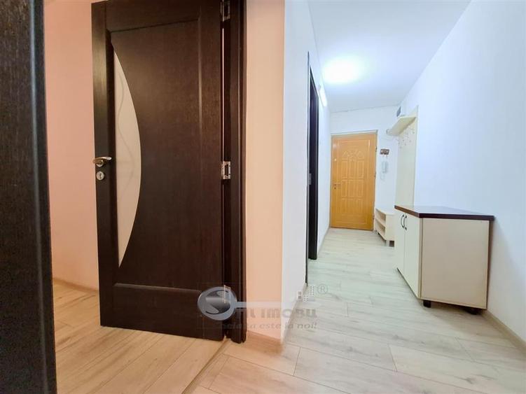 Apartament 2 camere, Cug la bd, etaj 2, baie cu geam, mobilat, vedere dubla 60 m - 15