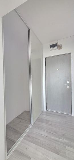 Garsonieră decomandată în Far
