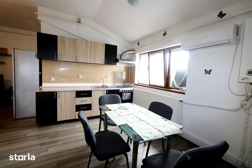 Apartament cu 3 camere în Tătărași
