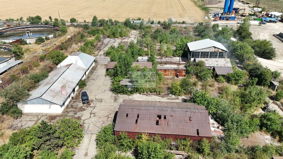 Teren Construcții intravilan de 15693 mp, în Sud